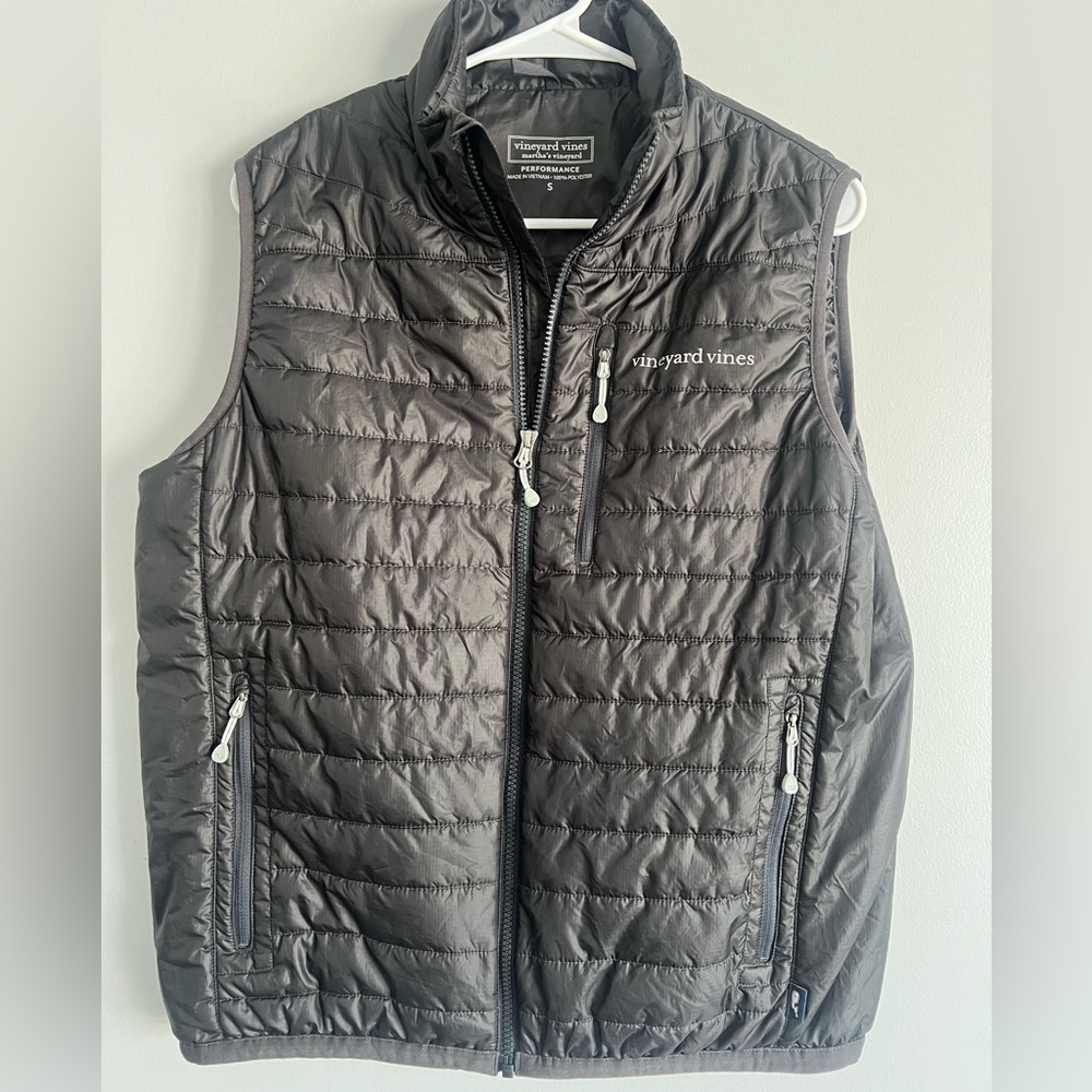Vineyard Vines Men’s Small Performance Vest